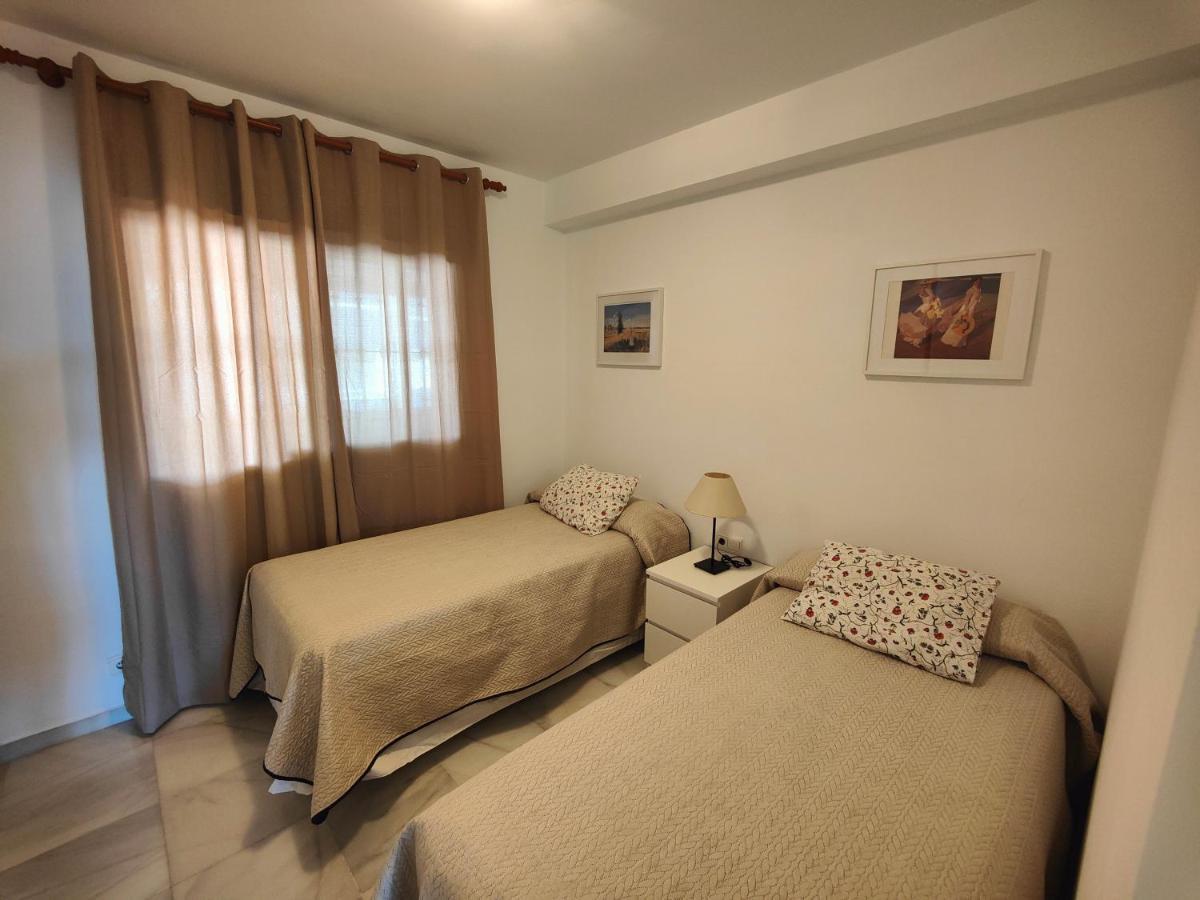Apartamento Cerca De La Playa Con Piscina Fuengirola Zewnętrze zdjęcie